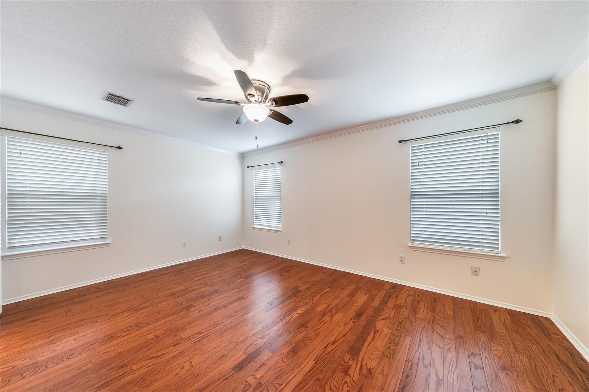 7417 Peabody Dr, Austin, TX 78729