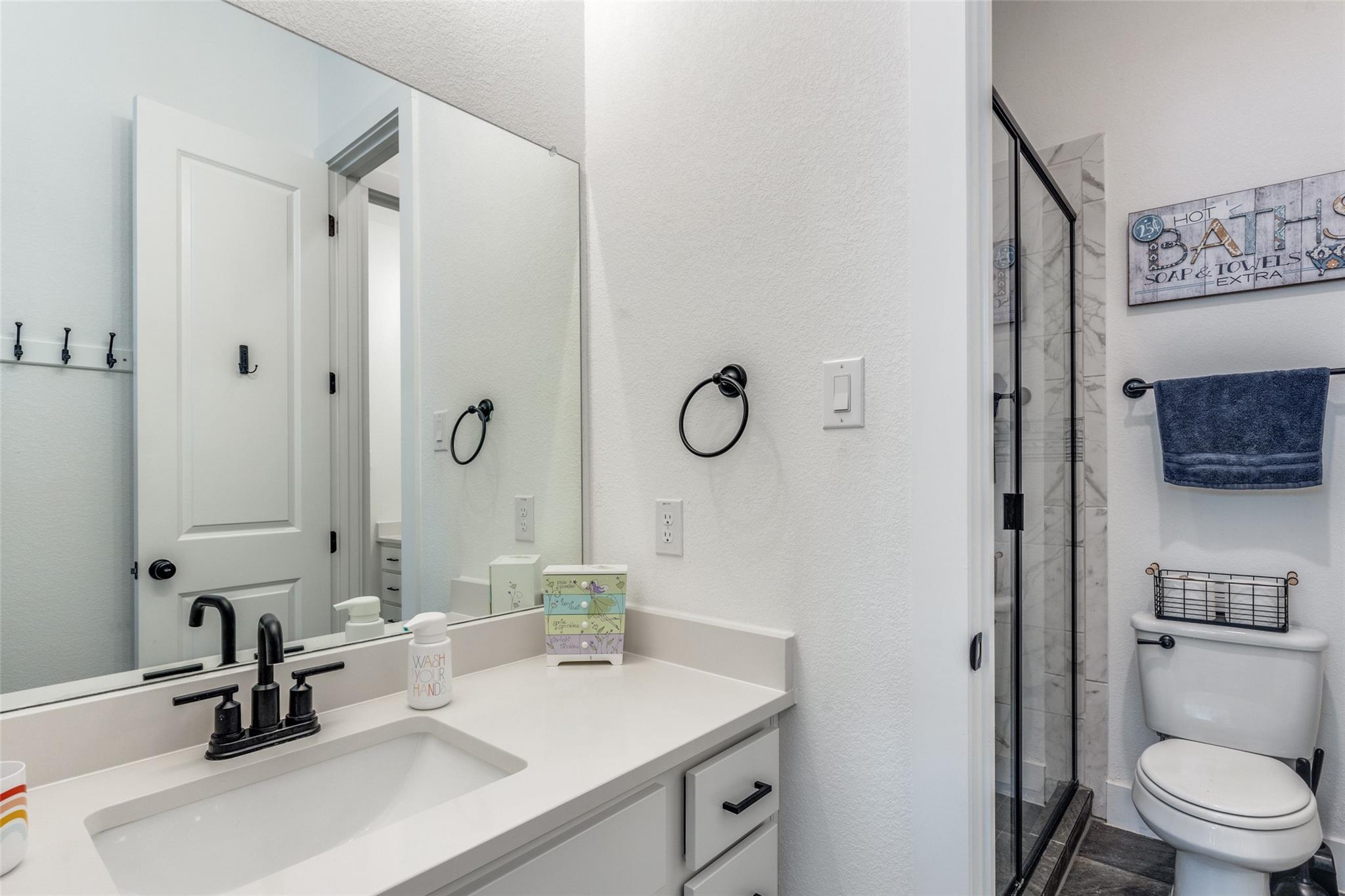 22306 Cape Travis Bnd, Lago Vista, TX 78645