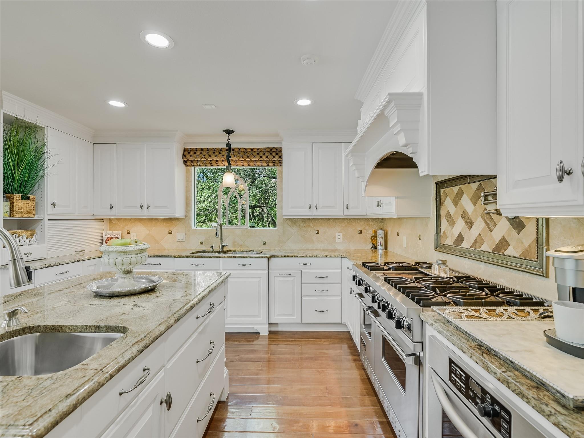 14753 Arrowhead Dr, Austin, TX 78641