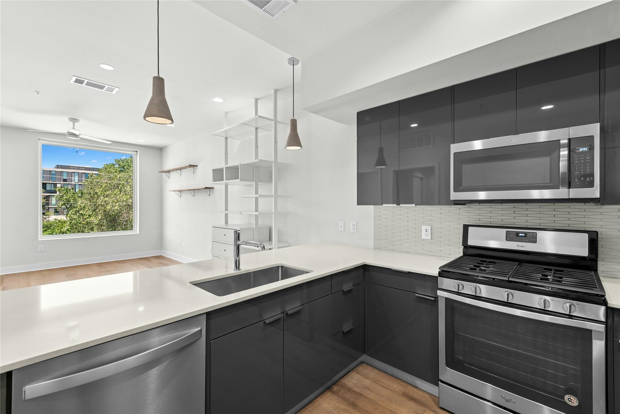 1800 E 4th St # 357, Austin, TX 78702