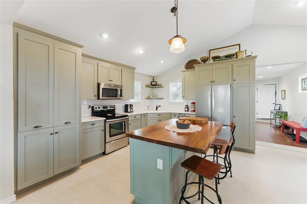 366 Arrow Hl, San Marcos, TX 78666