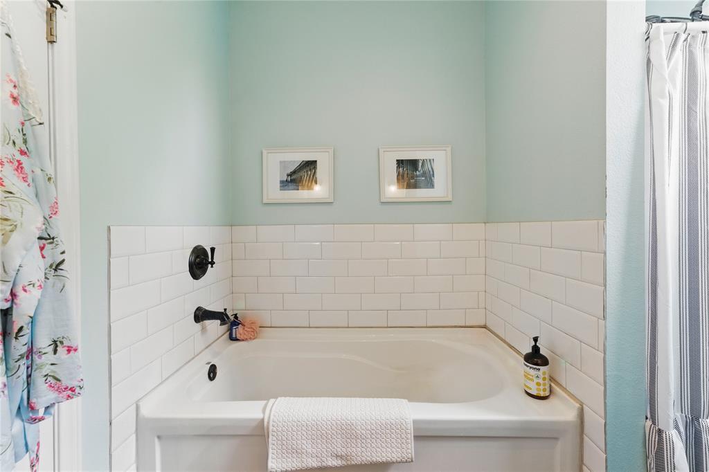 366 Arrow Hl, San Marcos, TX 78666