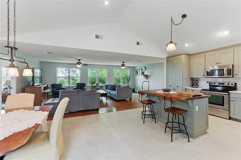 366 Arrow Hl, San Marcos, TX 78666