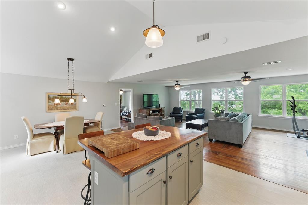 366 Arrow Hl, San Marcos, TX 78666