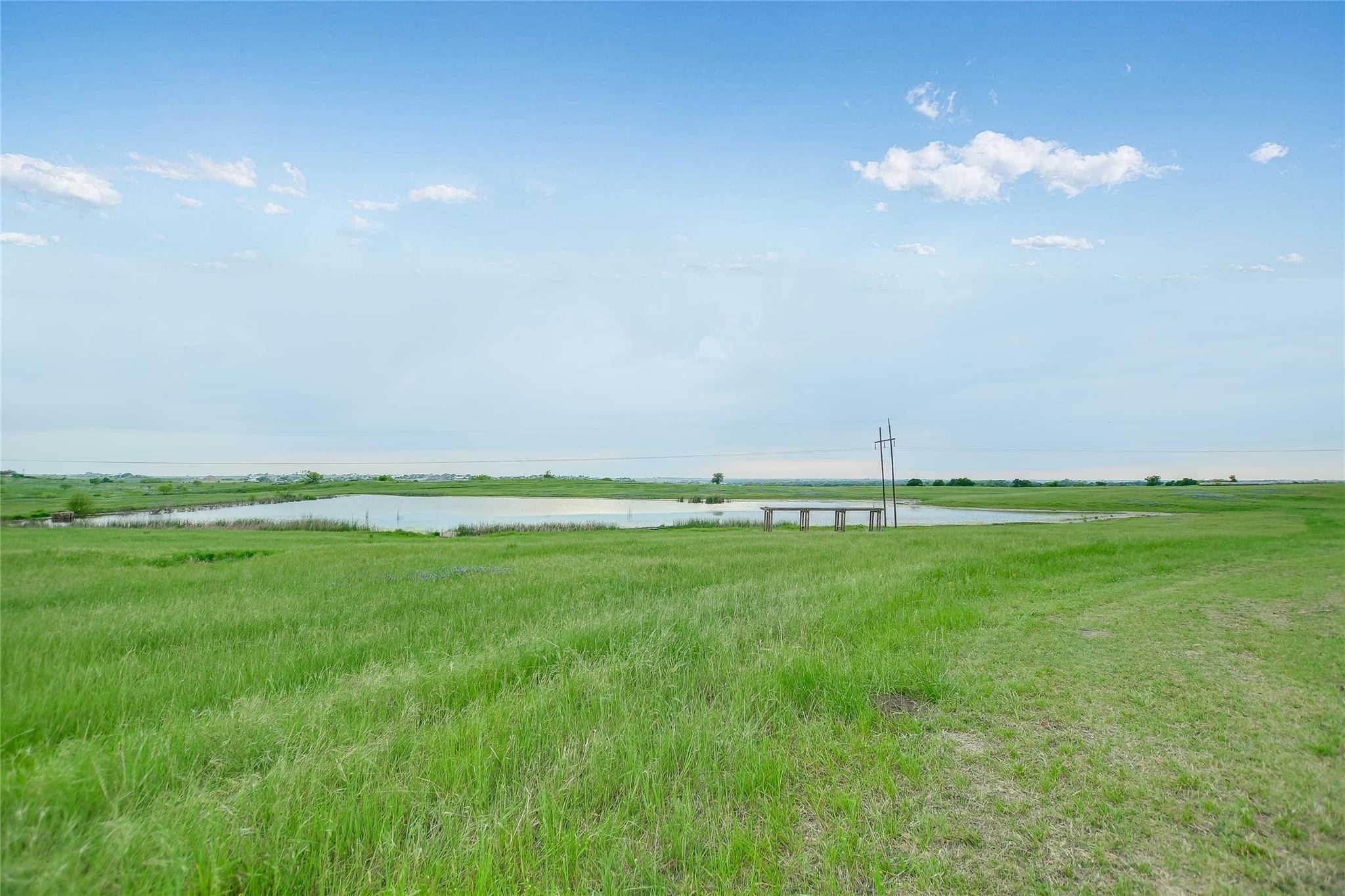 1551 Fm 1466, Coupland, TX 78615