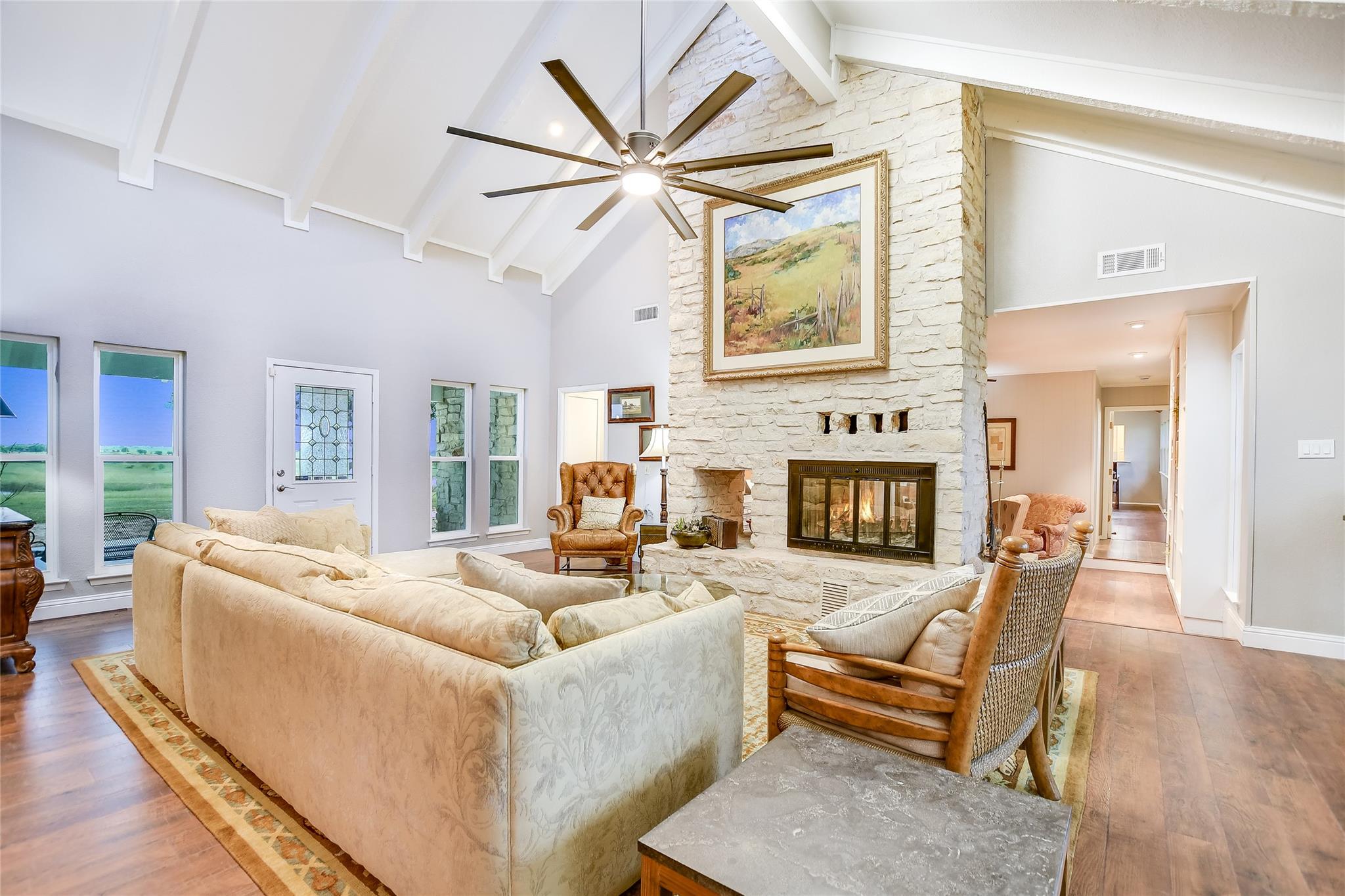 1551 Fm 1466, Coupland, TX 78615