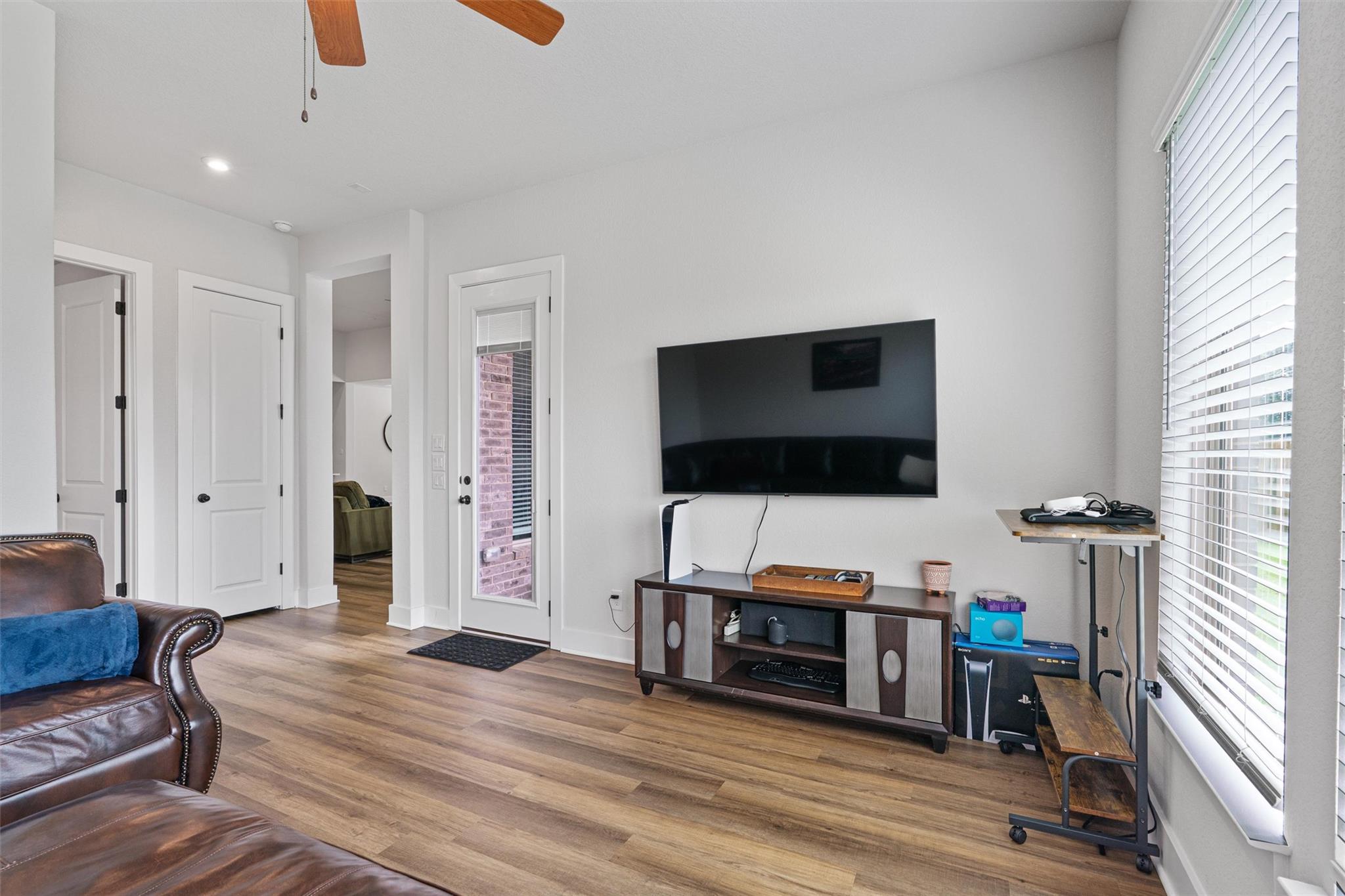 312 Rieti Pkwy, Liberty Hill, TX 78642