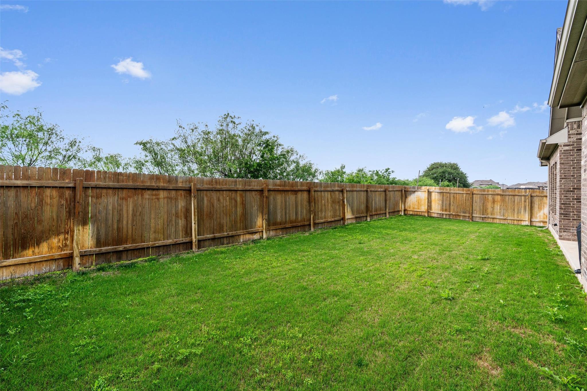 312 Rieti Pkwy, Liberty Hill, TX 78642