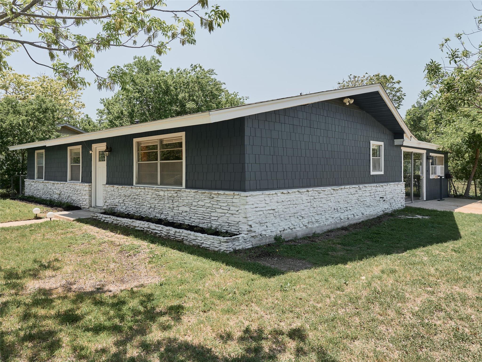 7706 Delafield Ln, Austin, TX 78752