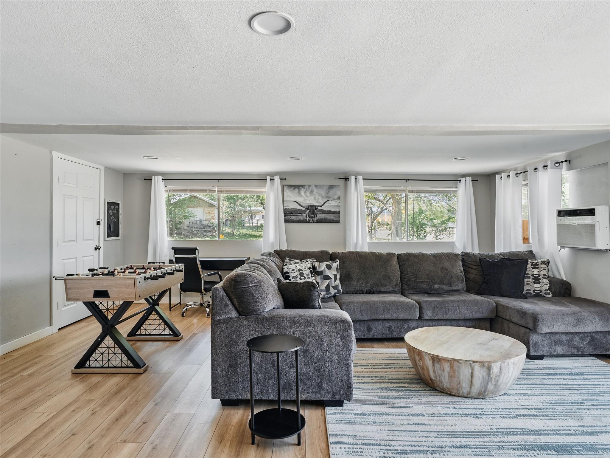7706 Delafield Ln, Austin, TX 78752