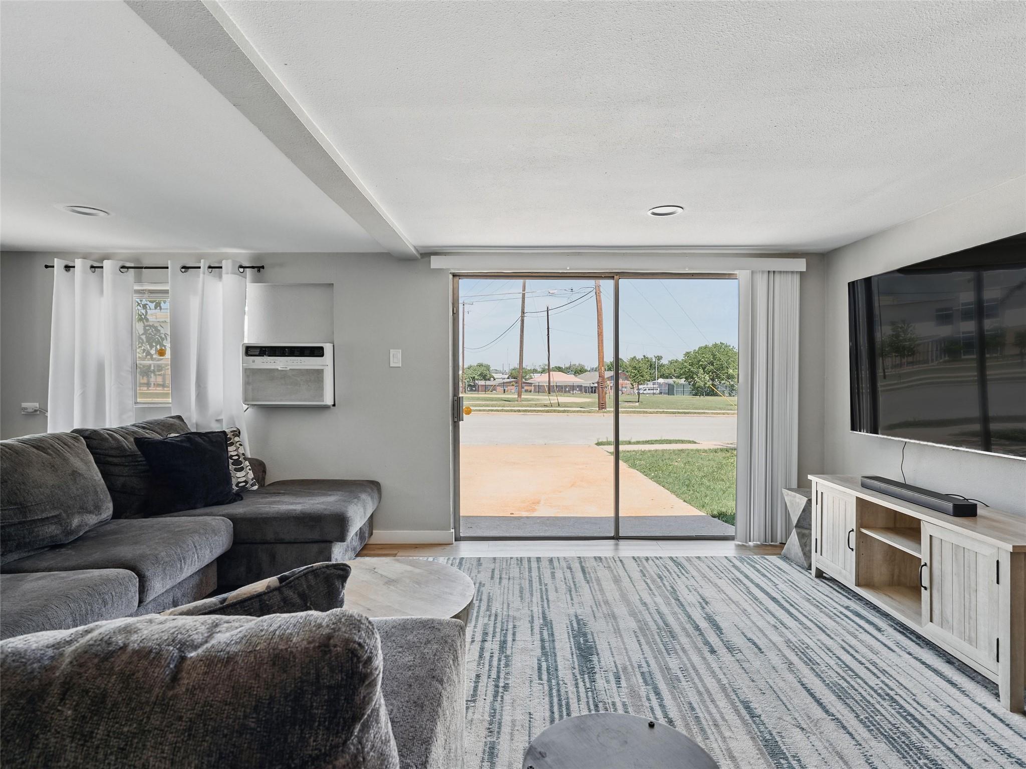 7706 Delafield Ln, Austin, TX 78752