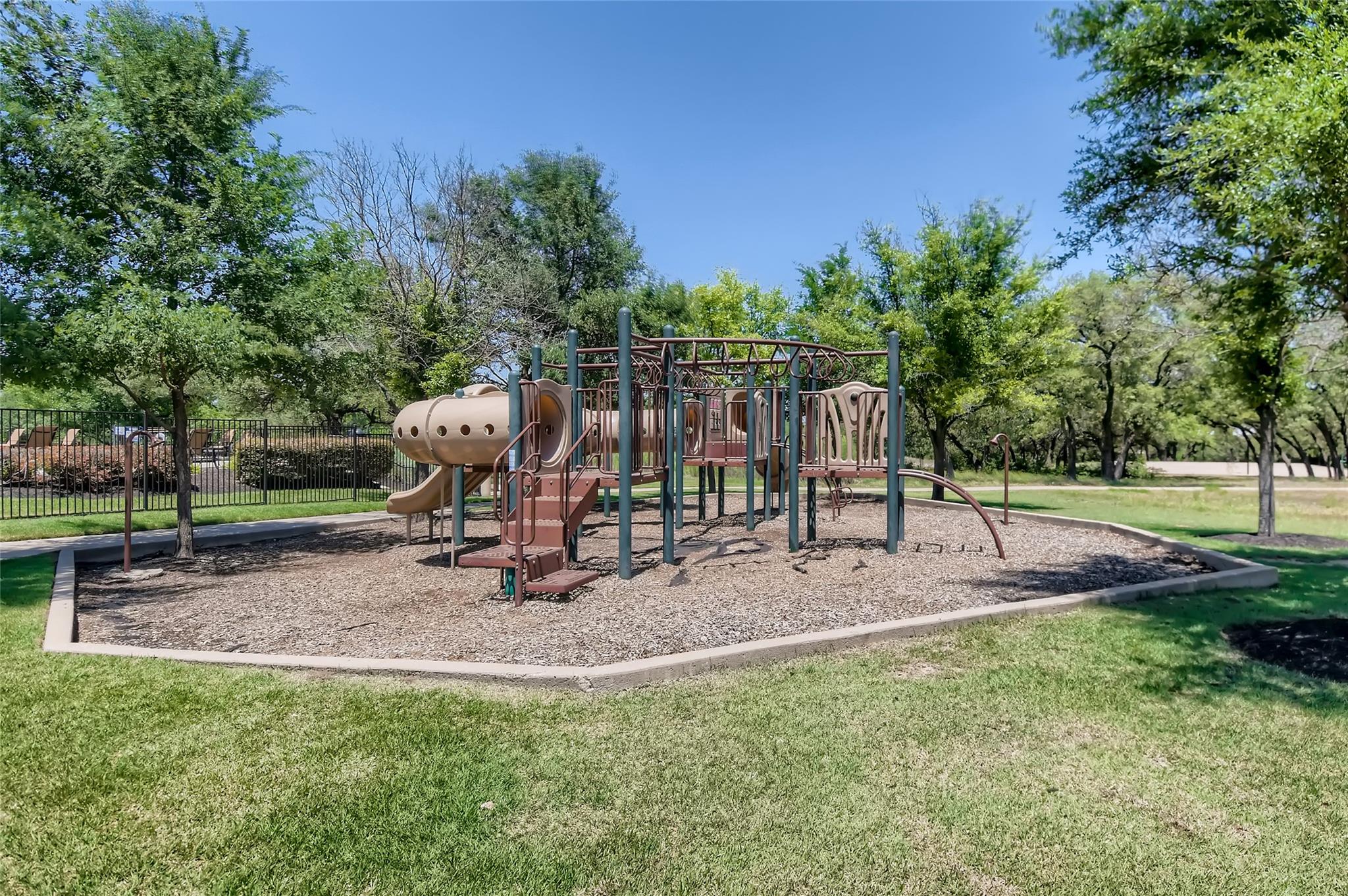 4006 Gloucester Dr, Cedar Park, TX 78613