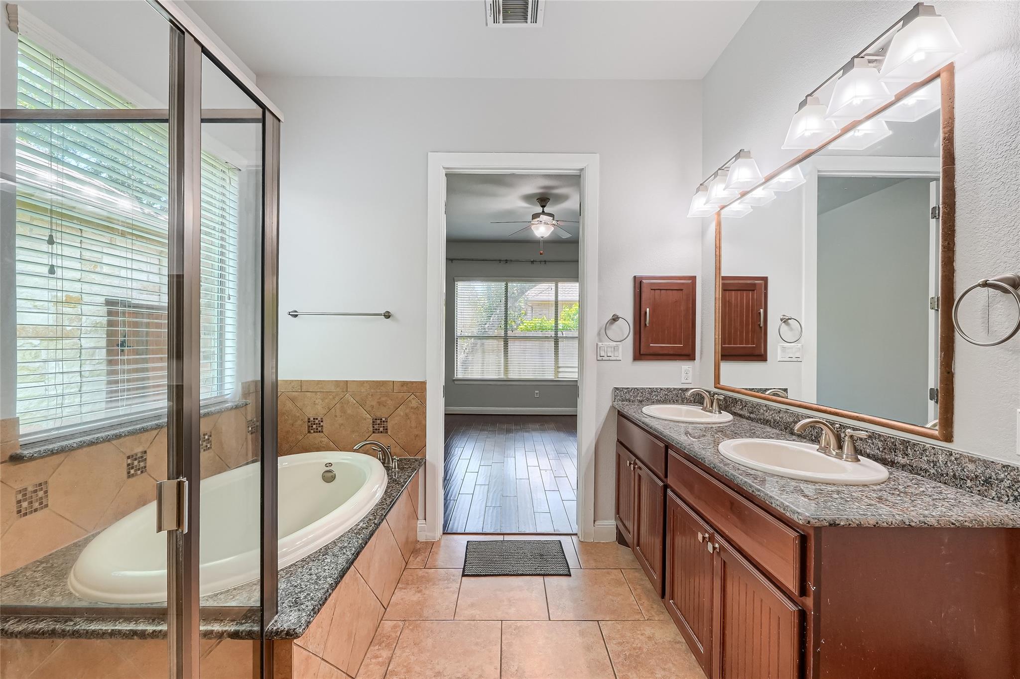 4006 Gloucester Dr, Cedar Park, TX 78613