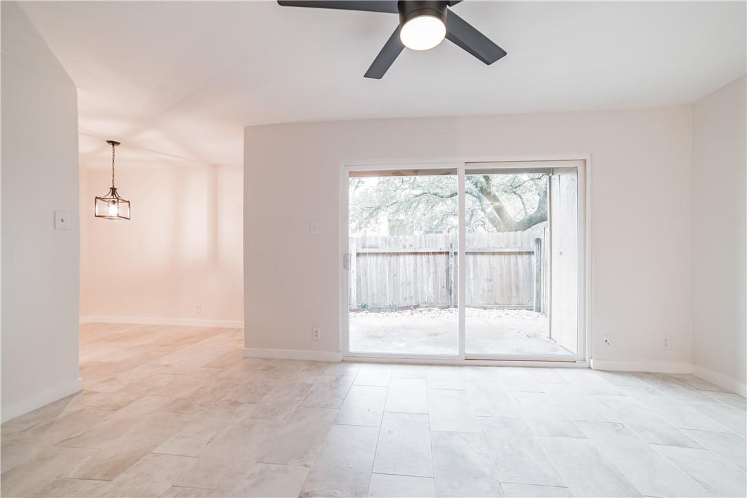 2600 Penny Ln # 118, Austin, TX 78757