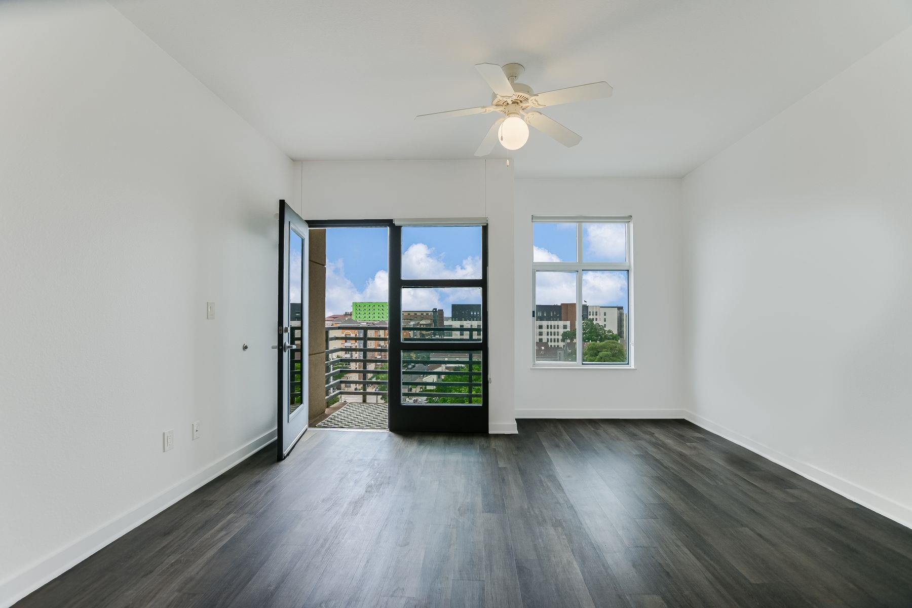 711 W 26th St # 702, Austin, TX 78705