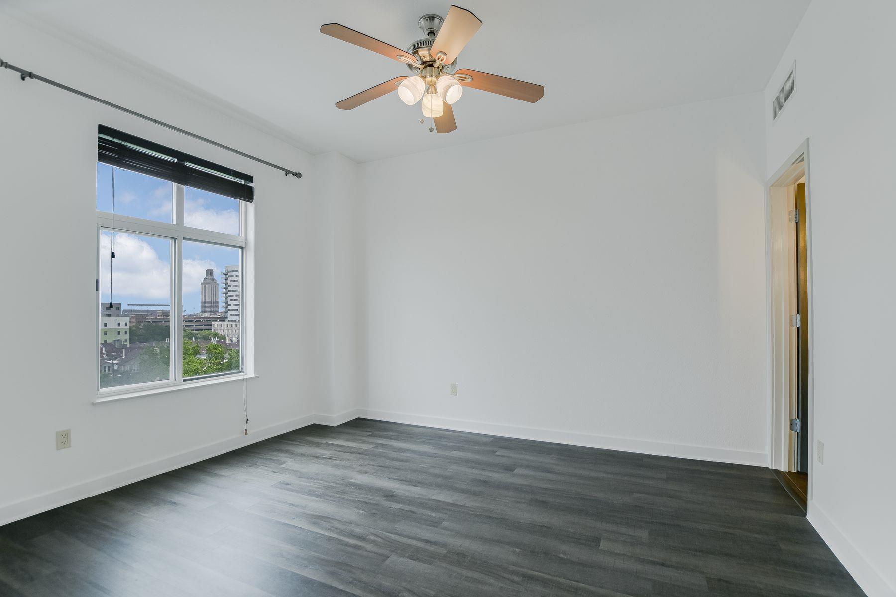 711 W 26th St # 702, Austin, TX 78705