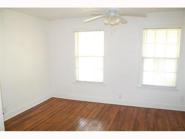 604 W North Loop Blvd, Austin, TX 78751