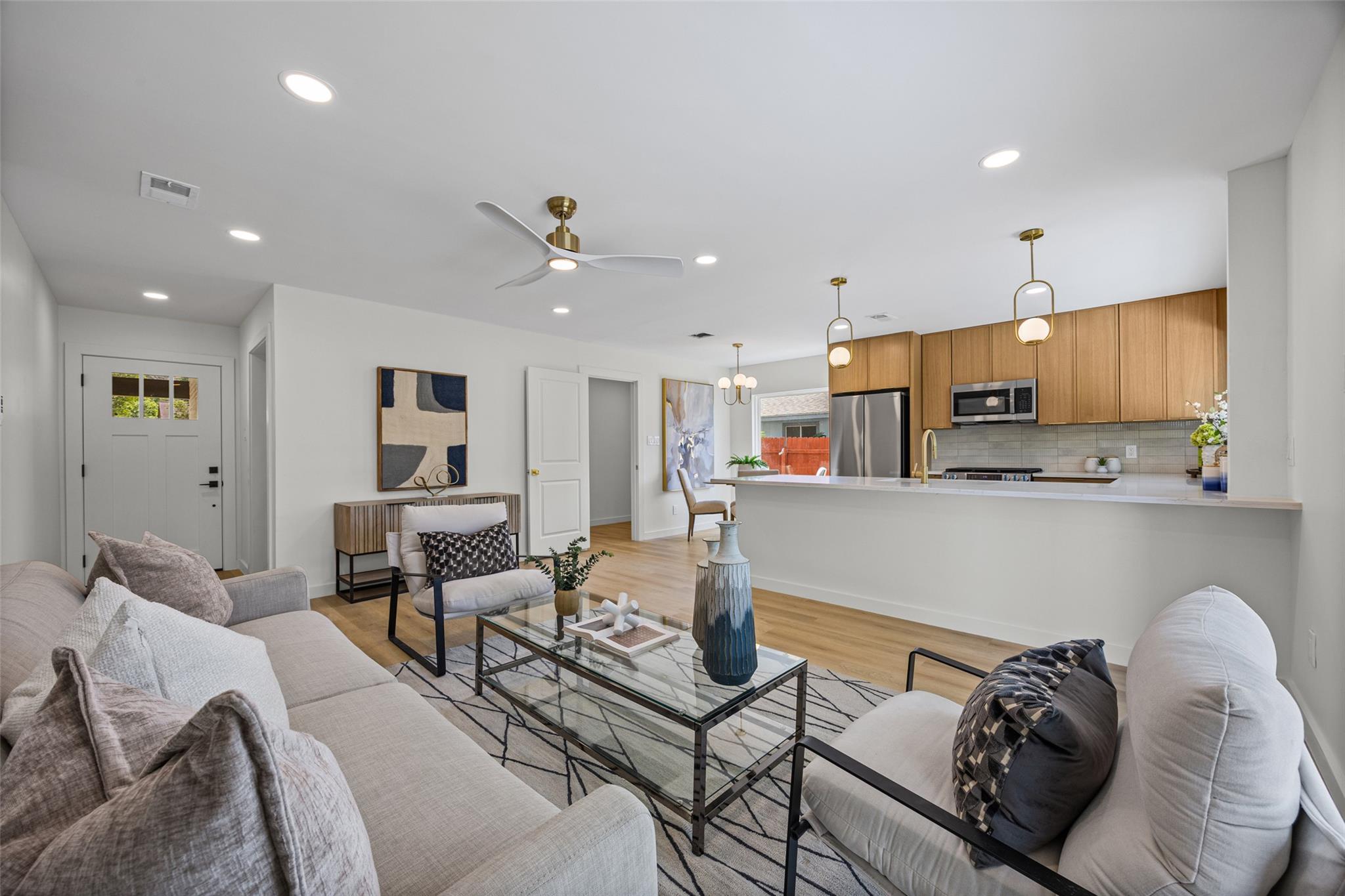 1433 Salem Meadow Cir, Austin, TX 78745