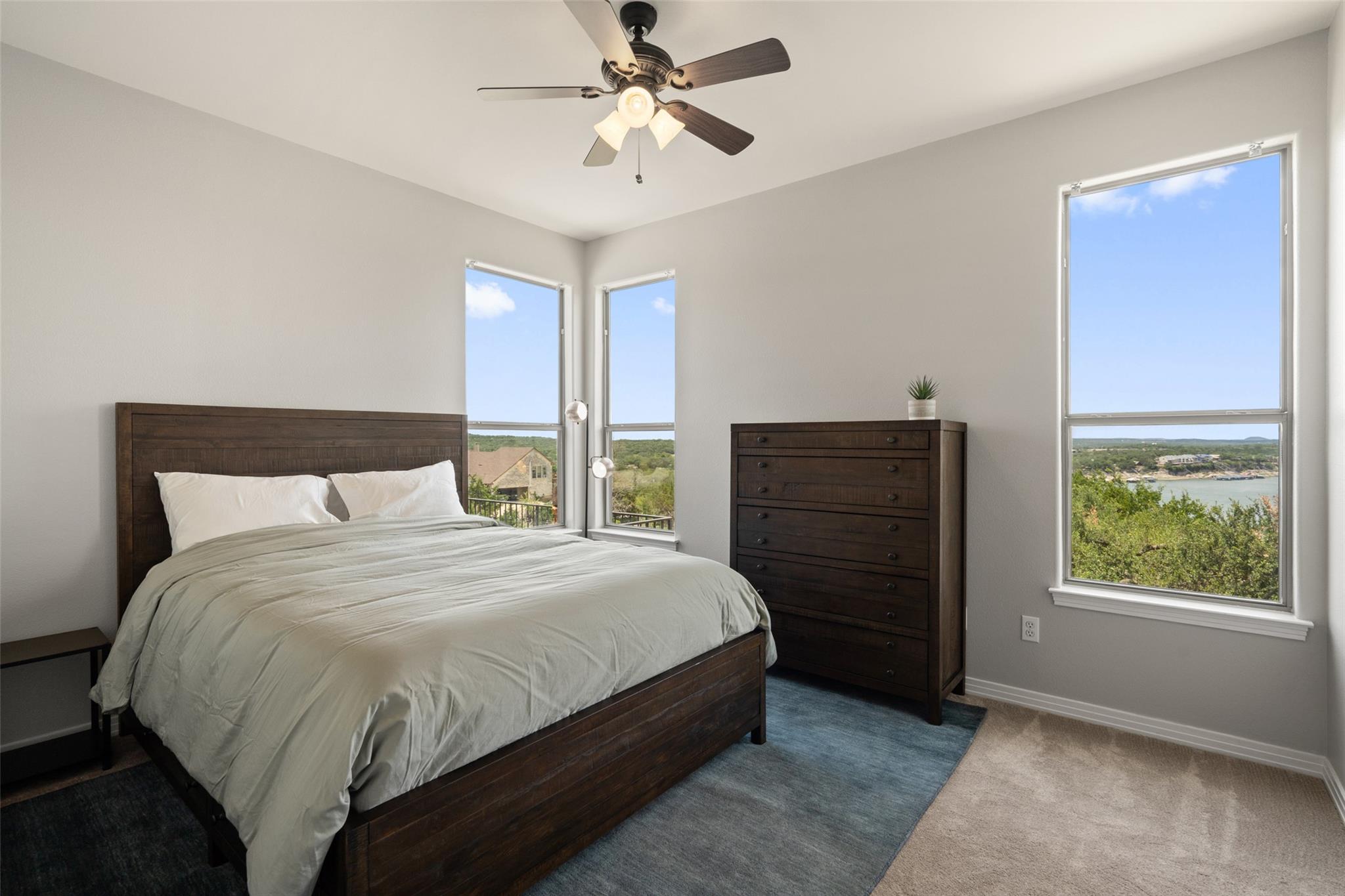 21803 Briarcliff Dr, Spicewood, TX 78669