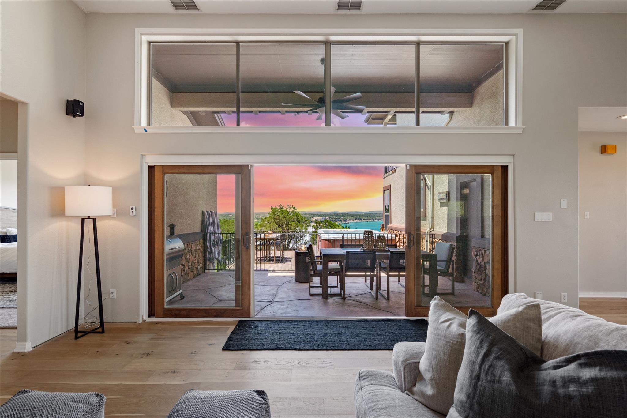 21803 Briarcliff Dr, Spicewood, TX 78669