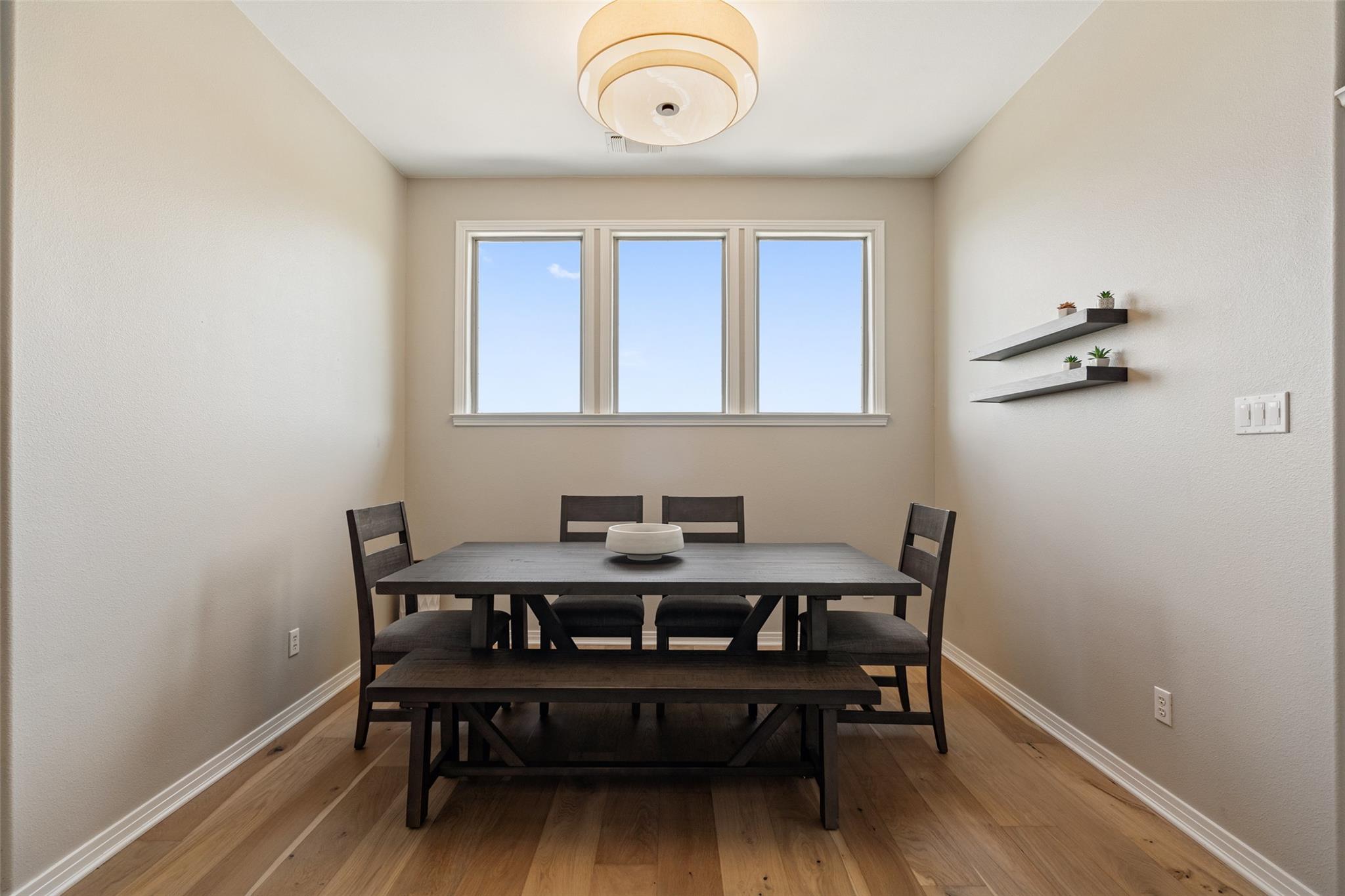 21803 Briarcliff Dr, Spicewood, TX 78669