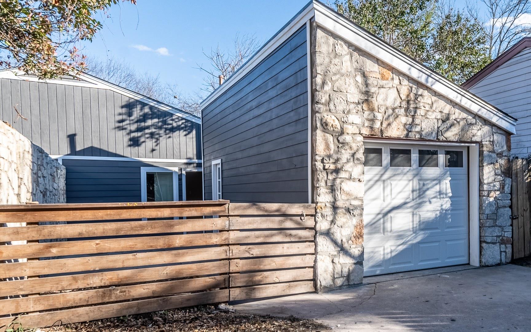 915 Sirocco Dr # A, Austin, TX 78745