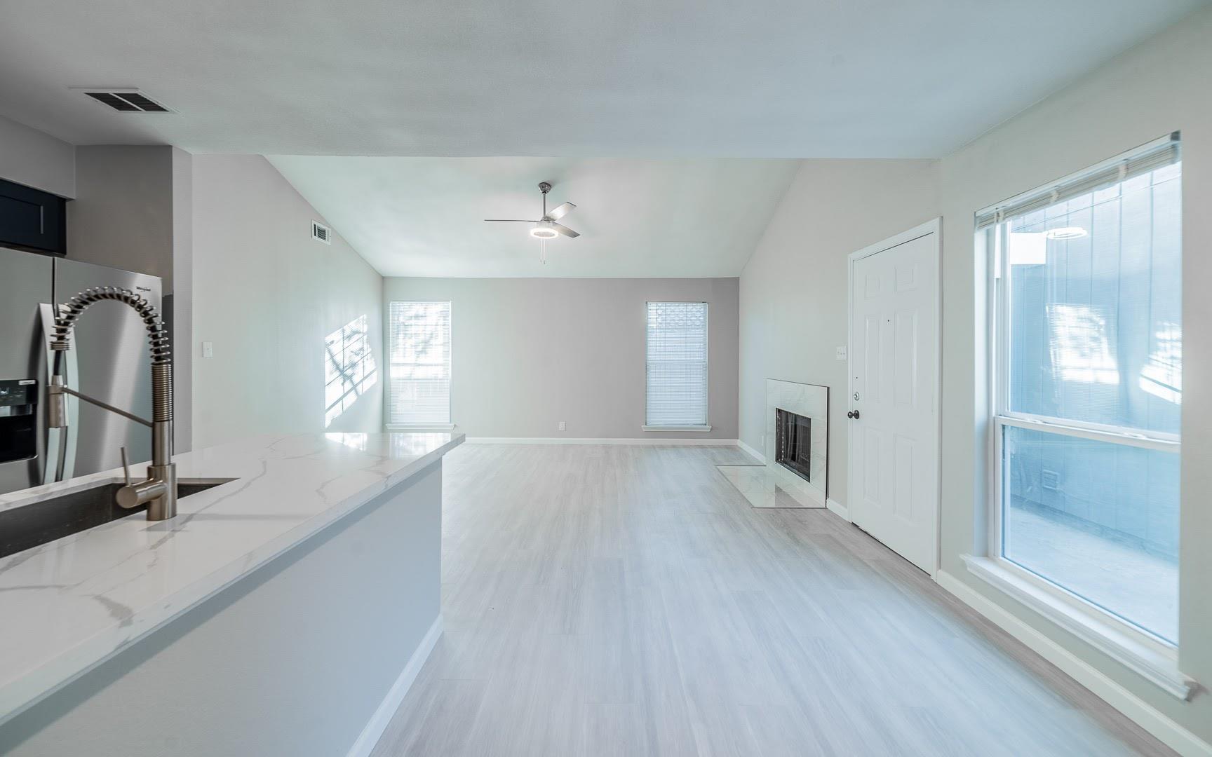 915 Sirocco Dr # A, Austin, TX 78745