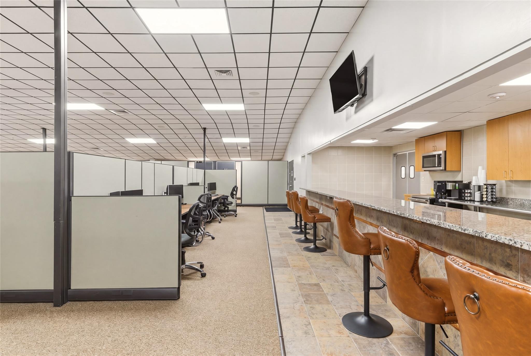 1506 N US HWY 281, Johnson City, TX 78636