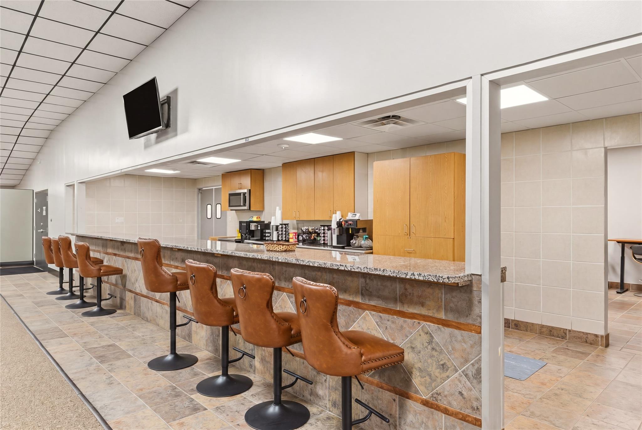 1506 N US HWY 281, Johnson City, TX 78636