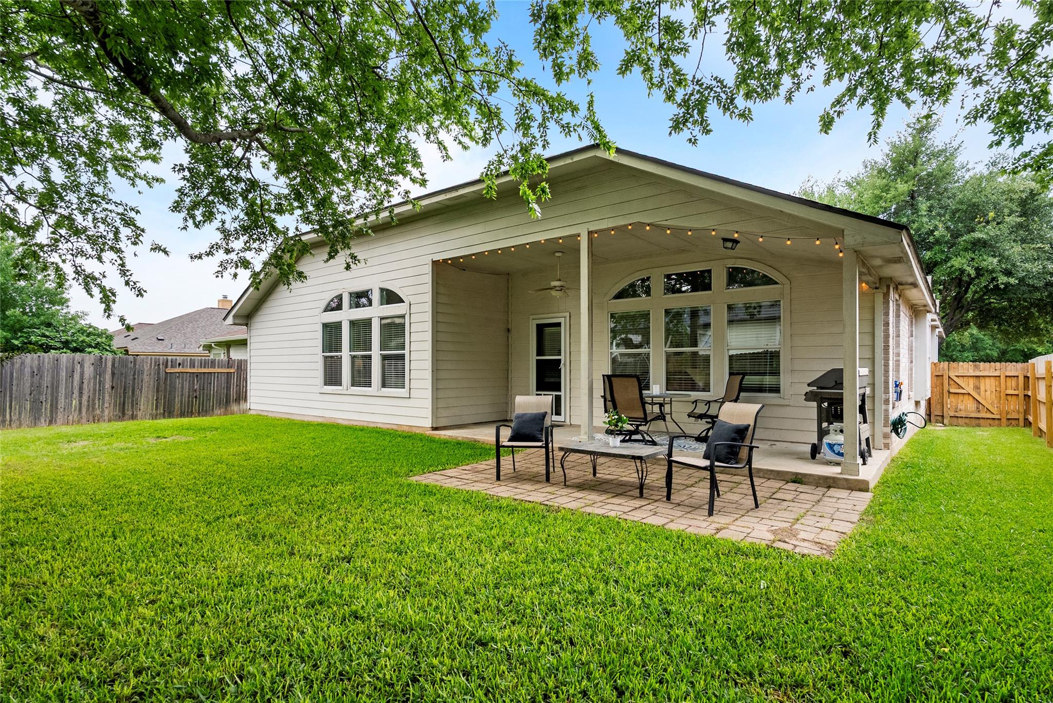 3335 Rod Carew Dr, Round Rock, TX 78665