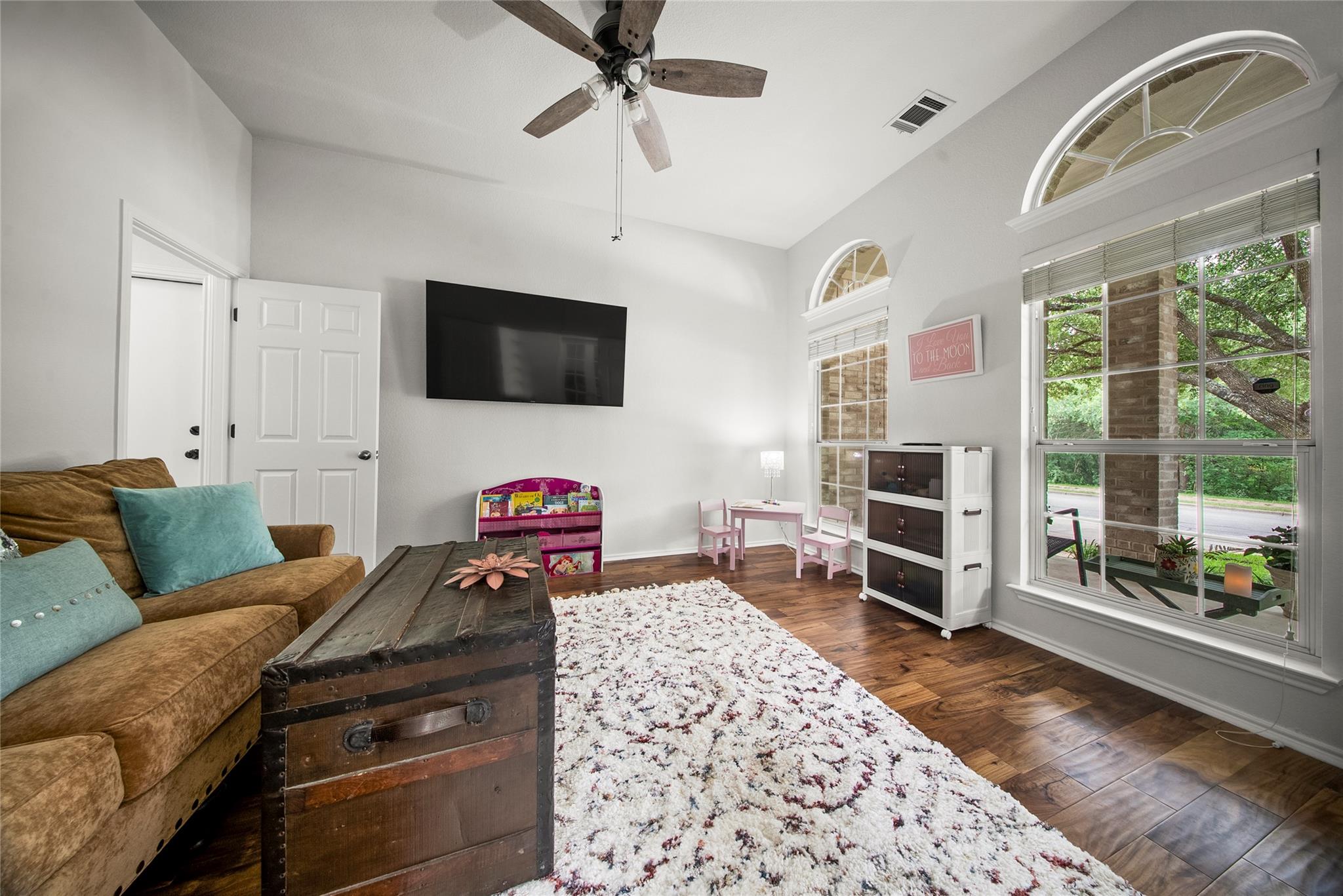 3335 Rod Carew Dr, Round Rock, TX 78665