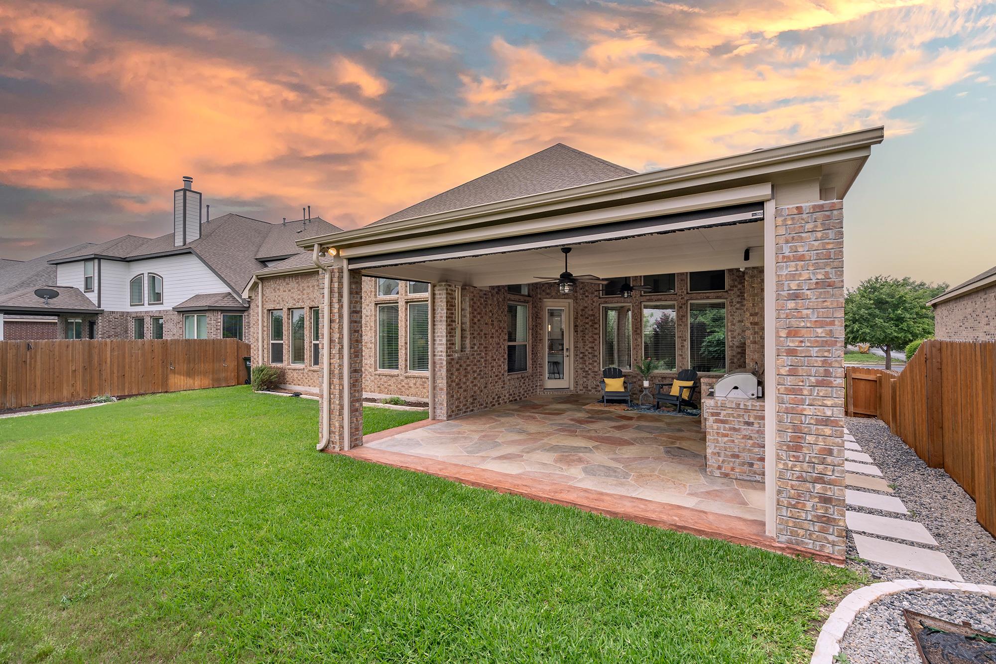 308 Bluehaw Dr, Georgetown, TX 78628