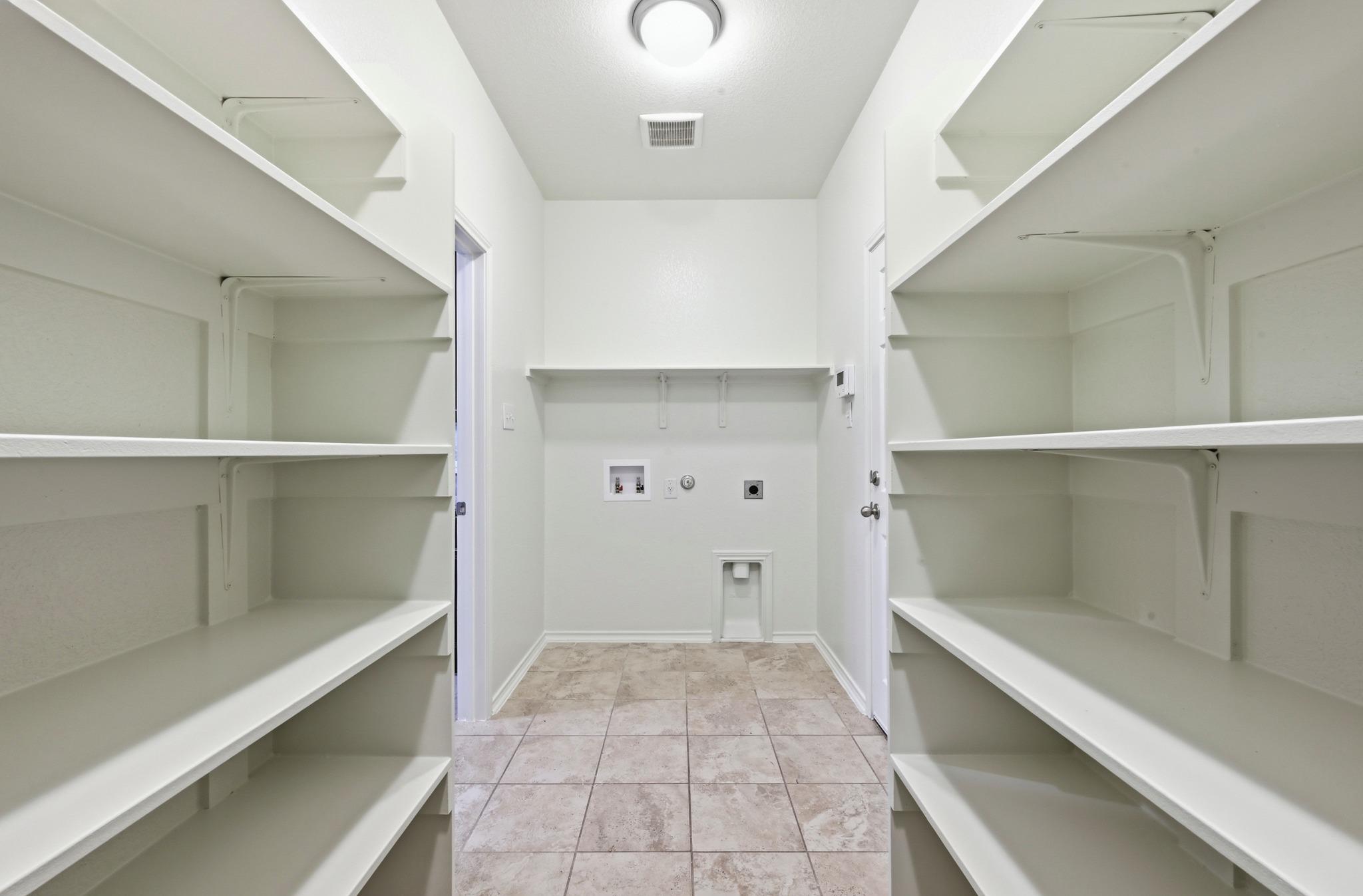 160 Phillips Dr, Kyle, TX 78640