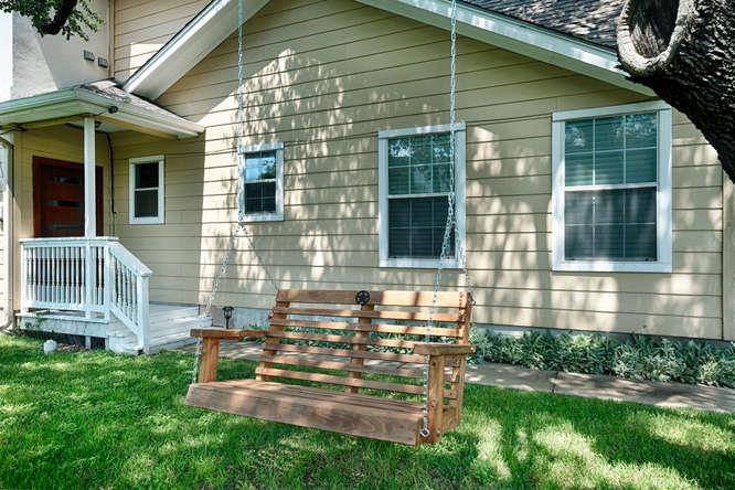901 W Mary St, Austin, TX 78704