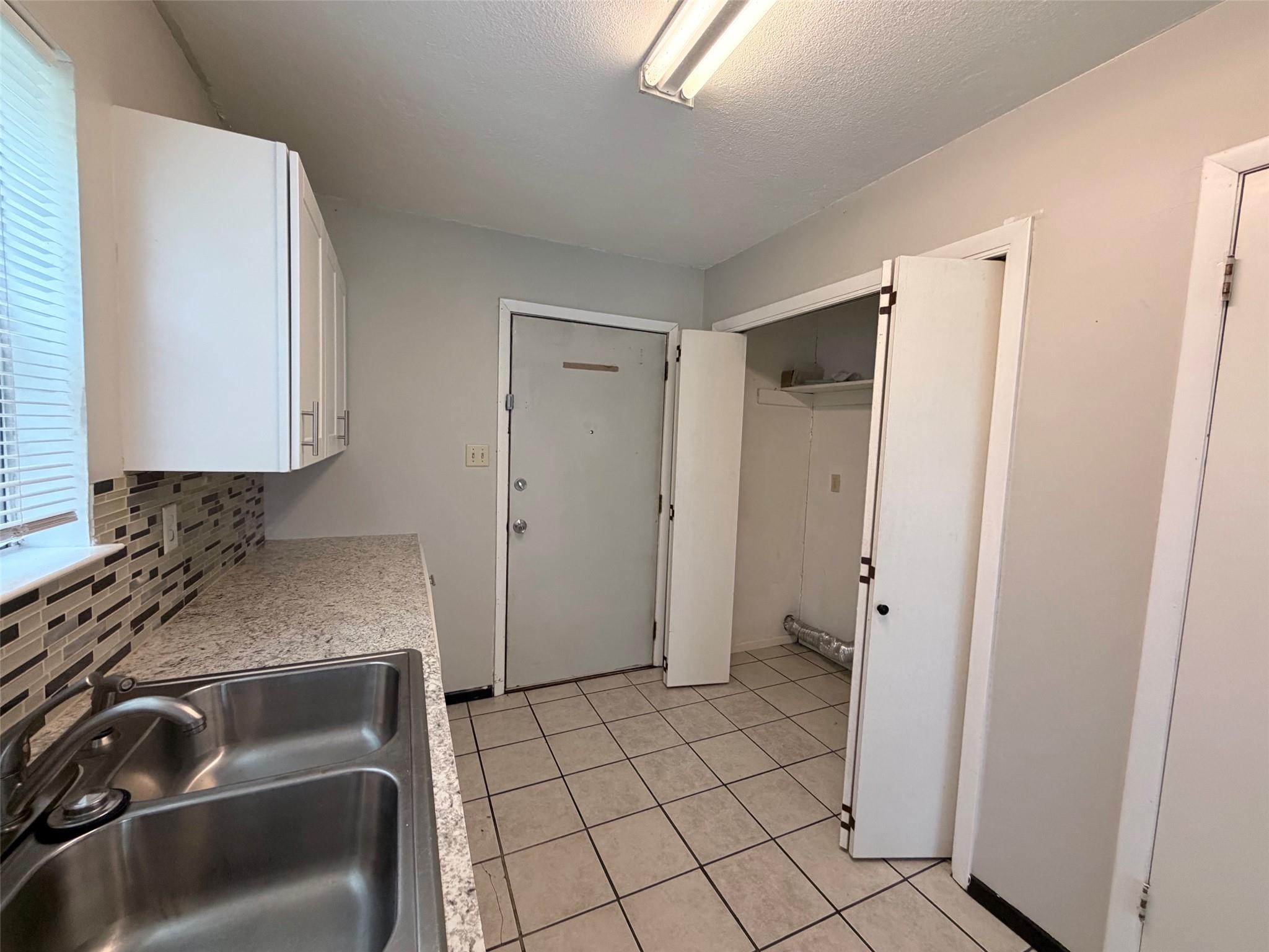 570 W Keanahalululu Ln, Bastrop, TX 78602