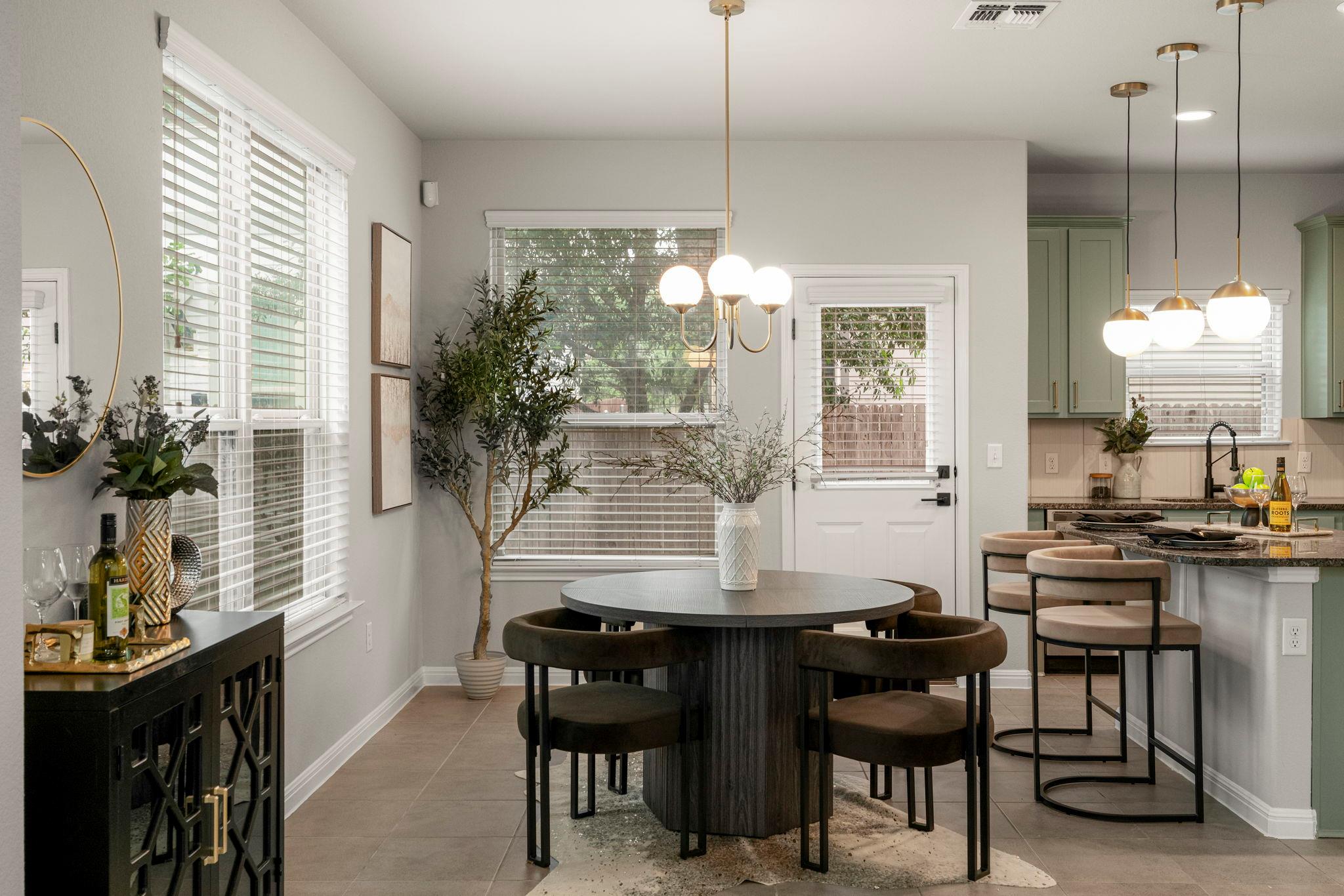 1011 Totis Rd, Austin, TX 78748