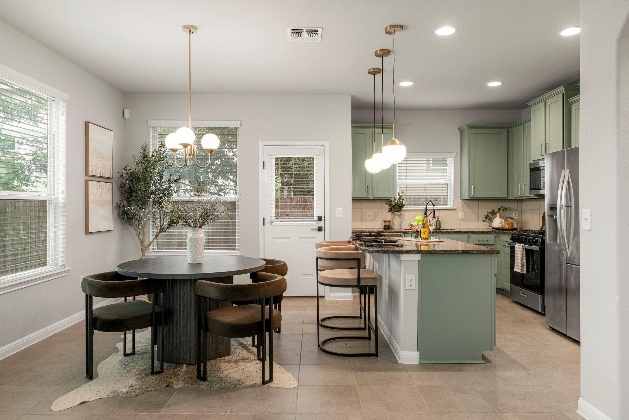 1011 Totis Rd, Austin, TX 78748