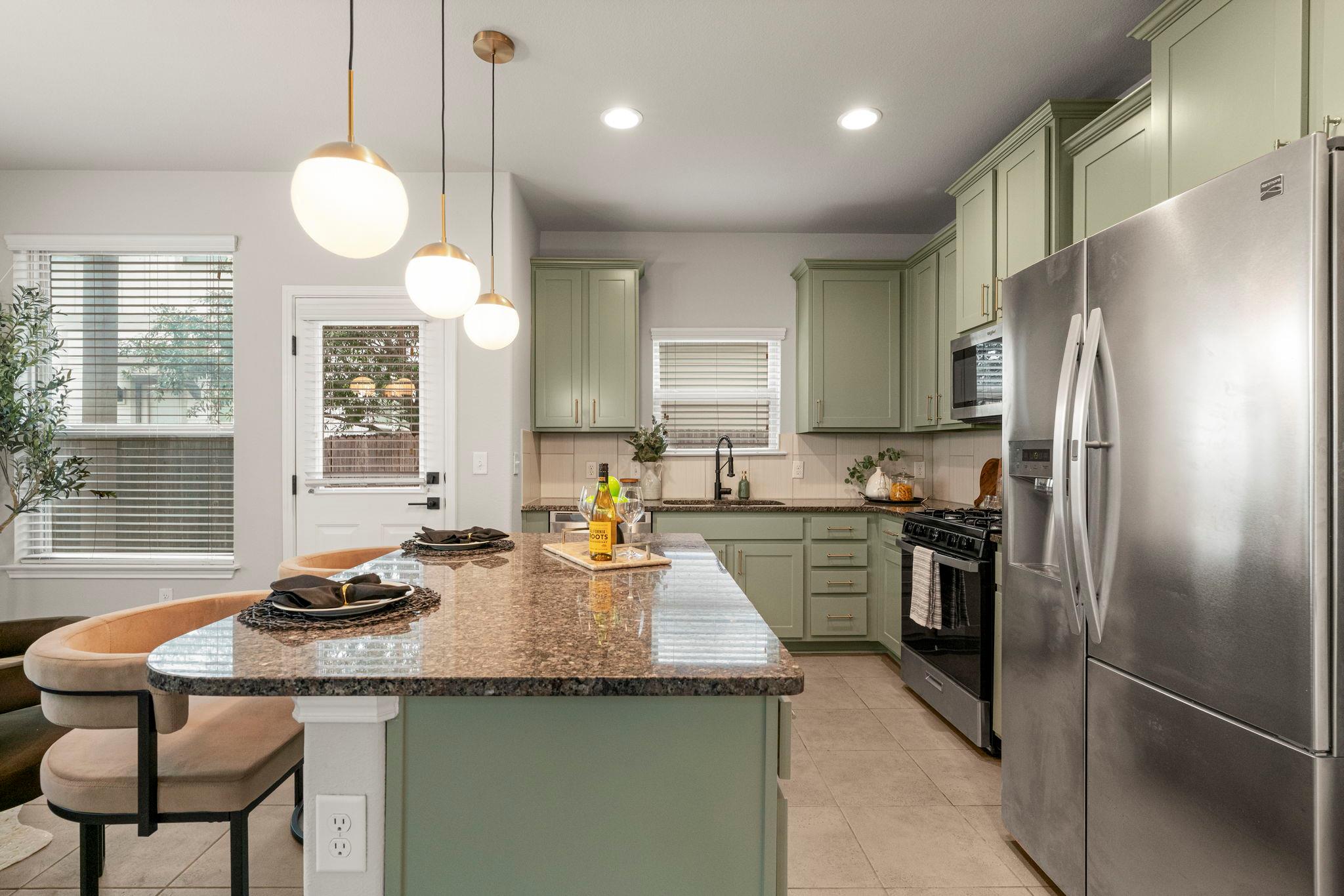 1011 Totis Rd, Austin, TX 78748