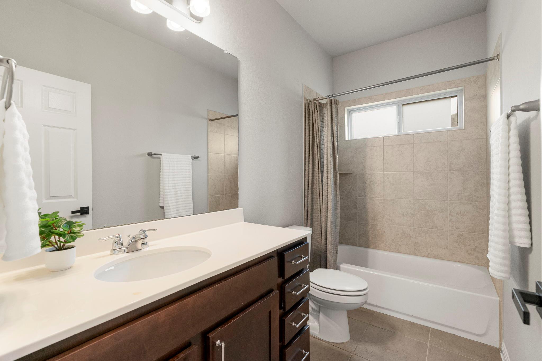 1011 Totis Rd, Austin, TX 78748