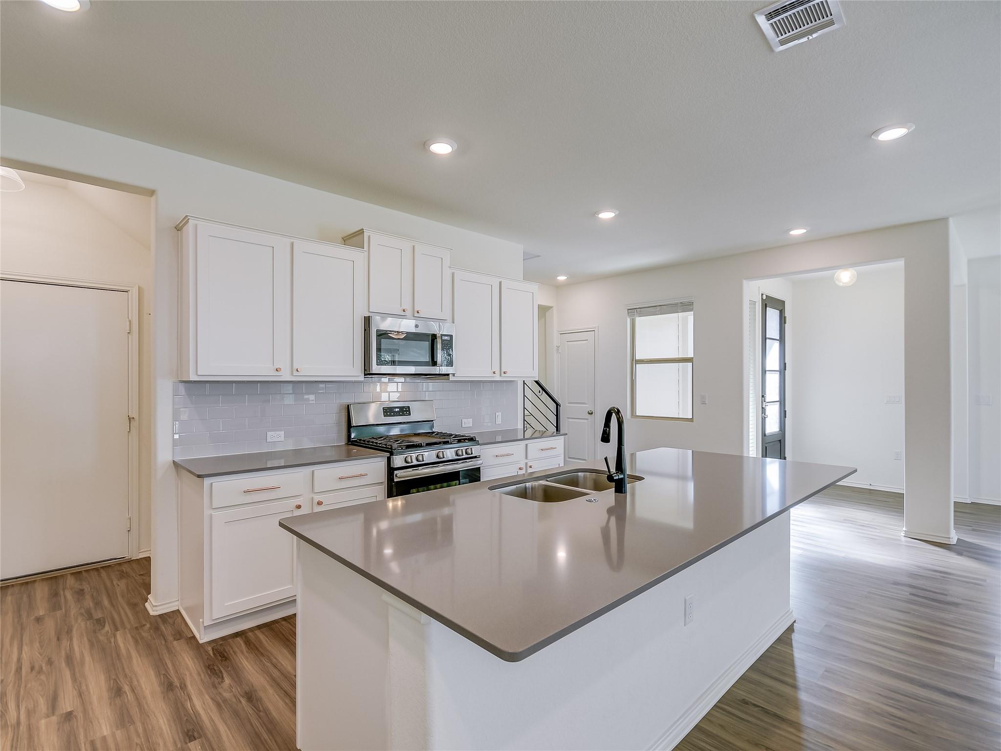 10418 Bramble Berry Dr, Austin, TX 78748