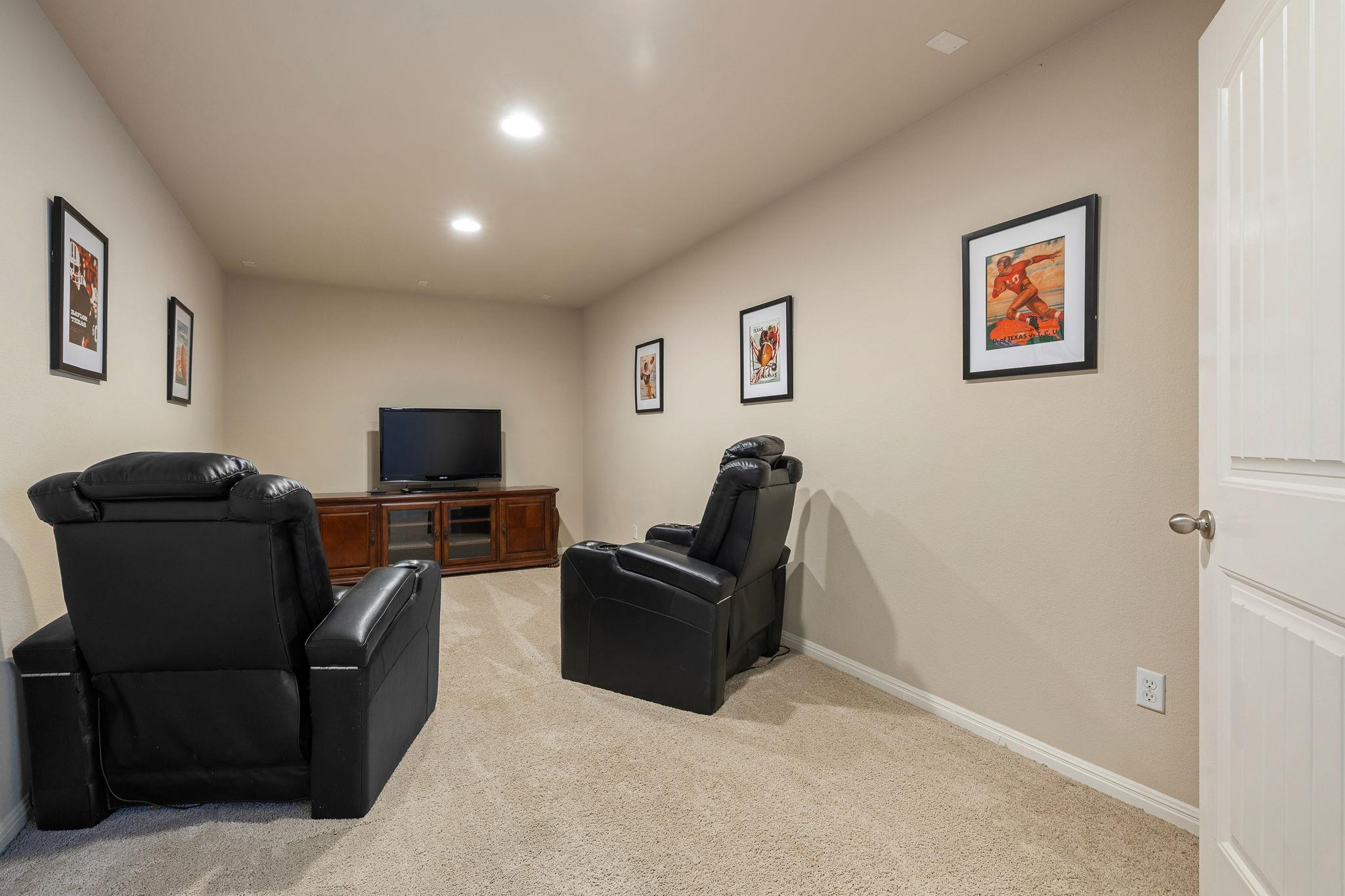 1143 Huntington Trl, Round Rock, TX 78664