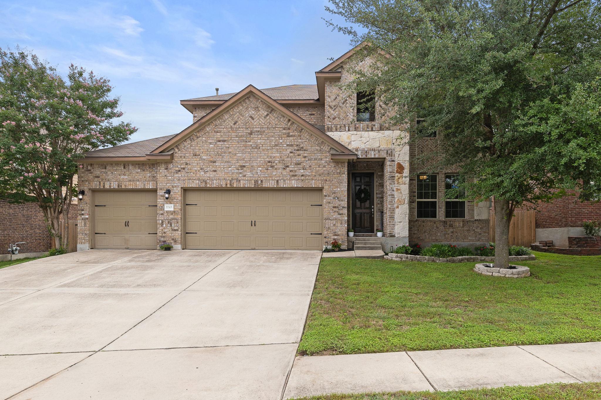 1143 Huntington Trl, Round Rock, TX 78664