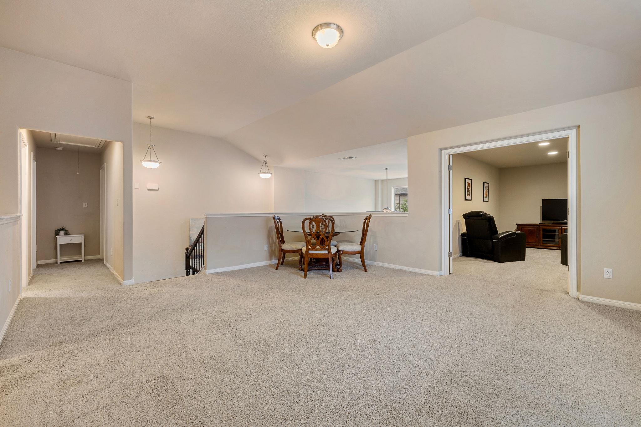 1143 Huntington Trl, Round Rock, TX 78664