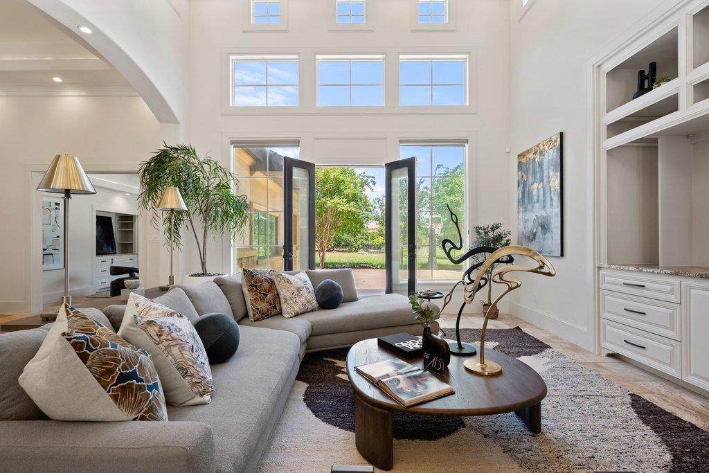 102 Long Pt, Georgetown, TX 78628