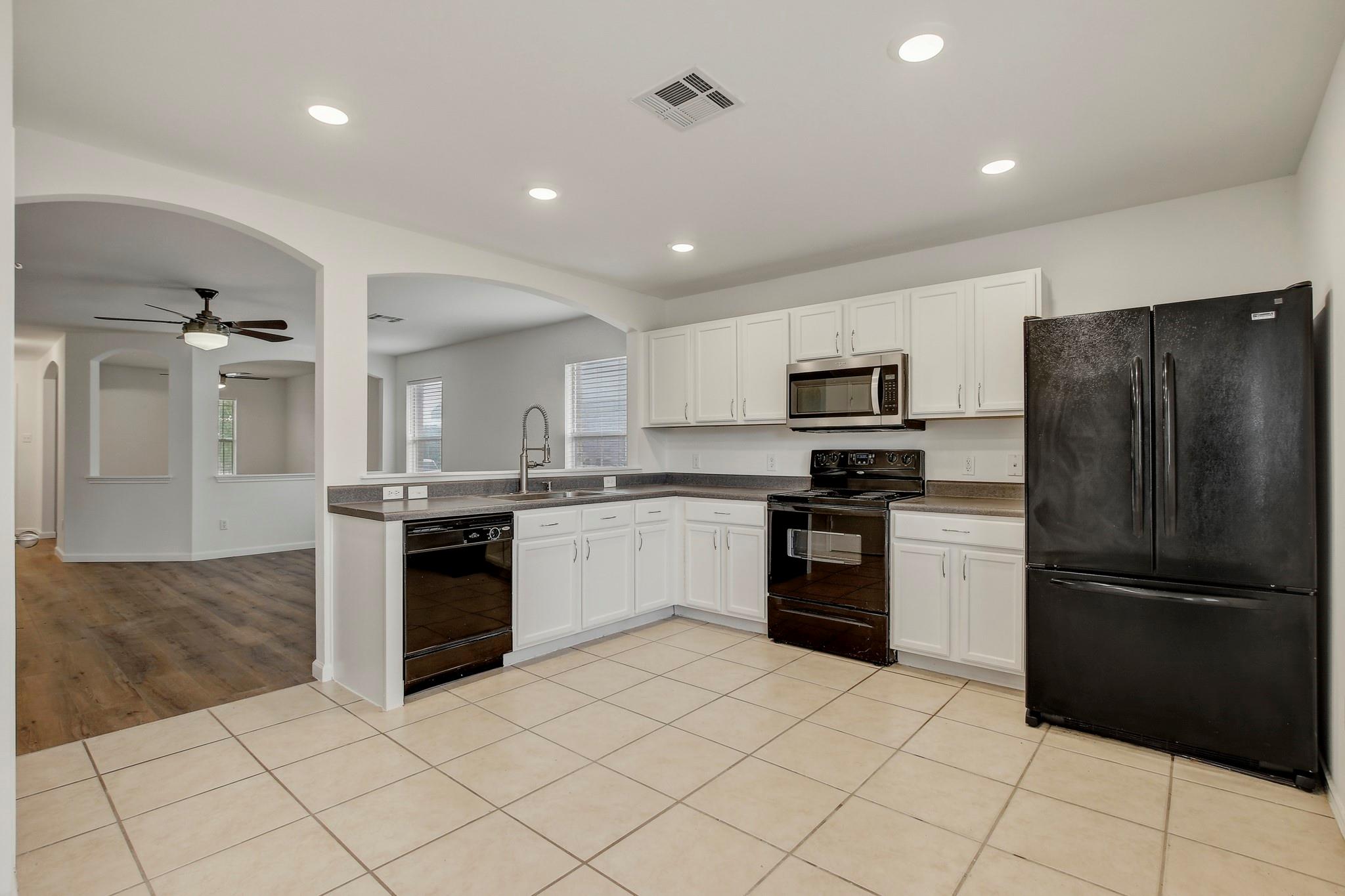 315 Northern Trl, Leander, TX 78641
