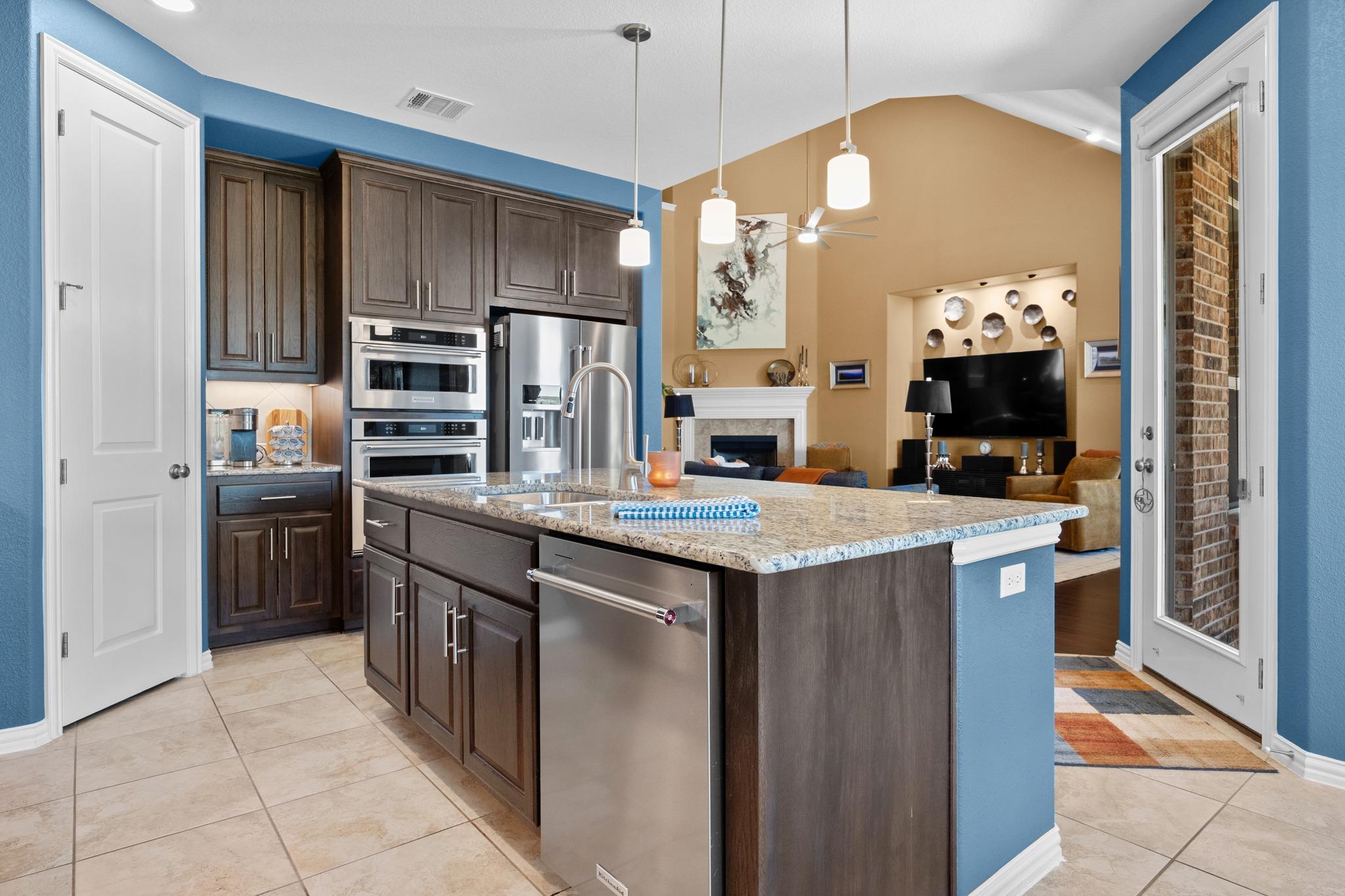 2927 San Milan Pass, Round Rock, TX 78665