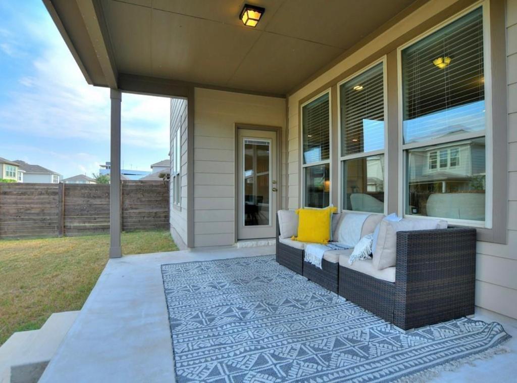 13911 Osmarea Dr, Austin, TX 78717