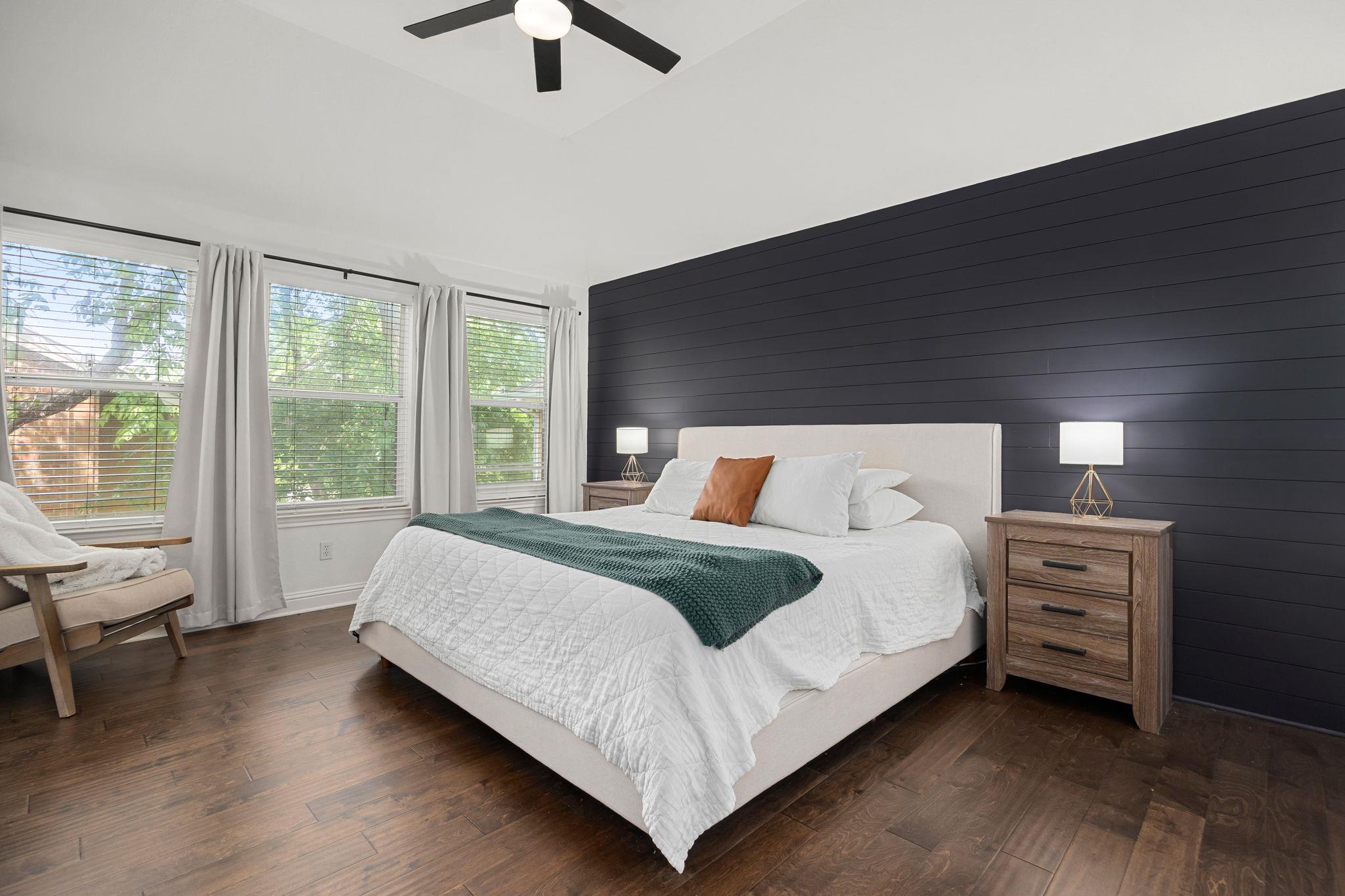 1812 Village Oak Ct, Austin, TX 78704