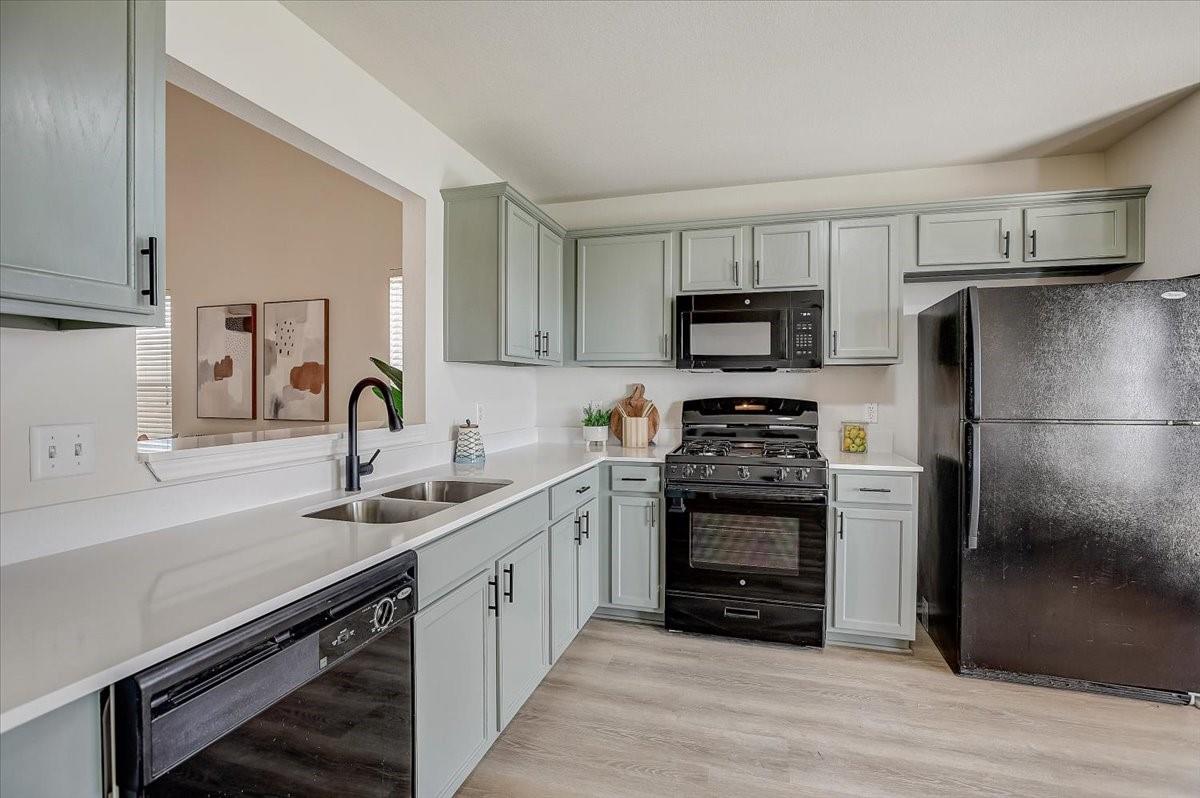 205 Sweet Leaf Ln, Pflugerville, TX 78660