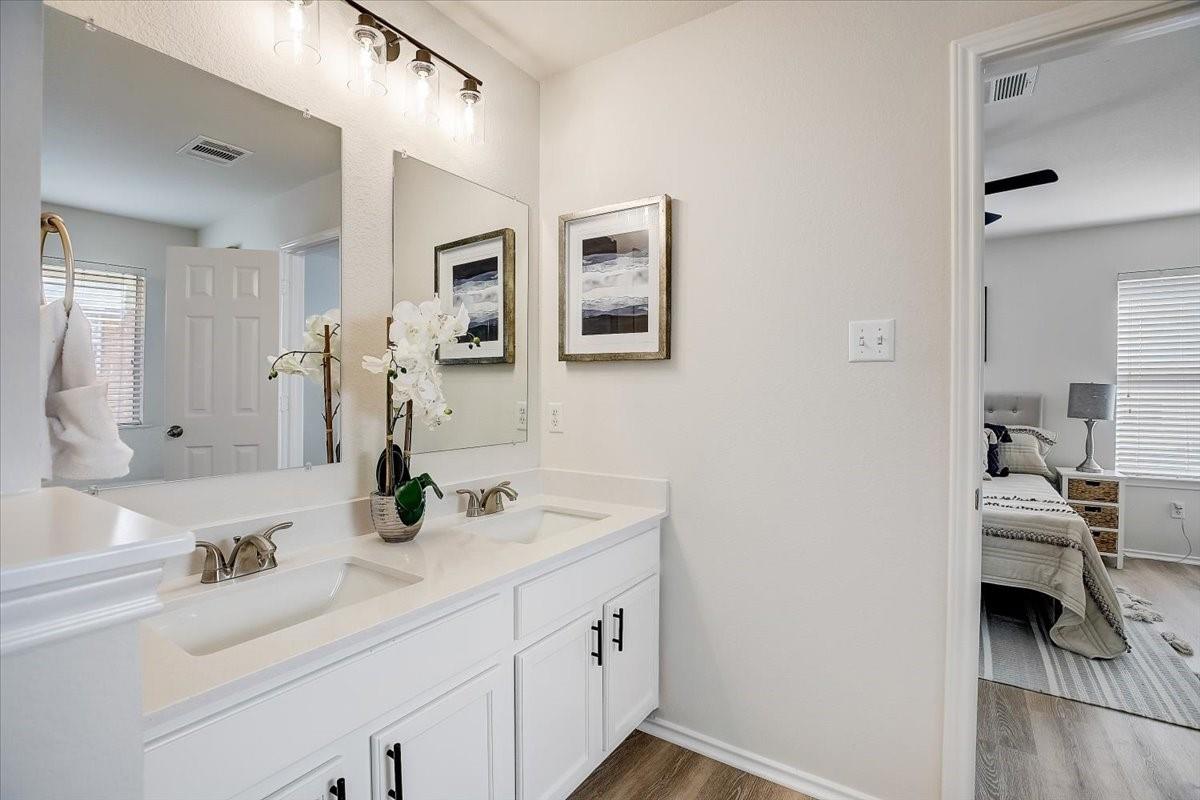 205 Sweet Leaf Ln, Pflugerville, TX 78660